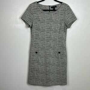 Tahari White Black Crosshatch Print Sheath Dress With Pockets Size 10